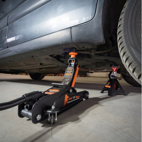 Alacsony profilú hidraulikus emelő 2,5T D10663