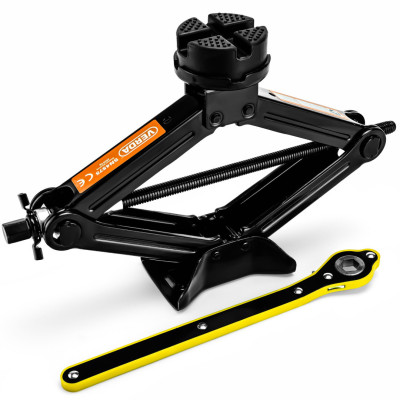 ELÉRHETŐ DEC. ELEJÉTŐL! Trapézemelő 2,5T táskával és teleszkópos kulcsal D4575