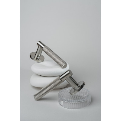 SORIA PZ ajtó kilincs csiszolt nikkel