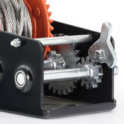 D1130 Kézi csörlő kurblival, 544 kg húzóerővel